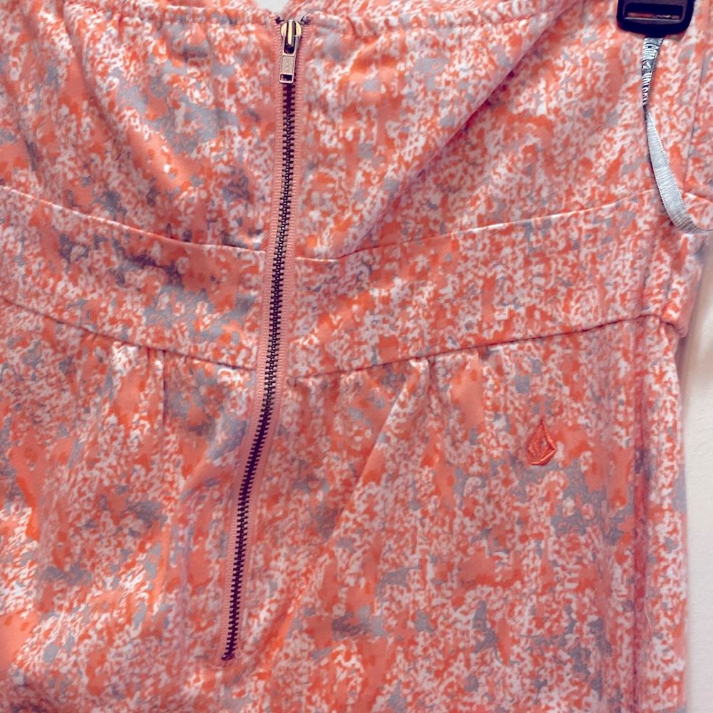 Dress - Picture 4 of 4